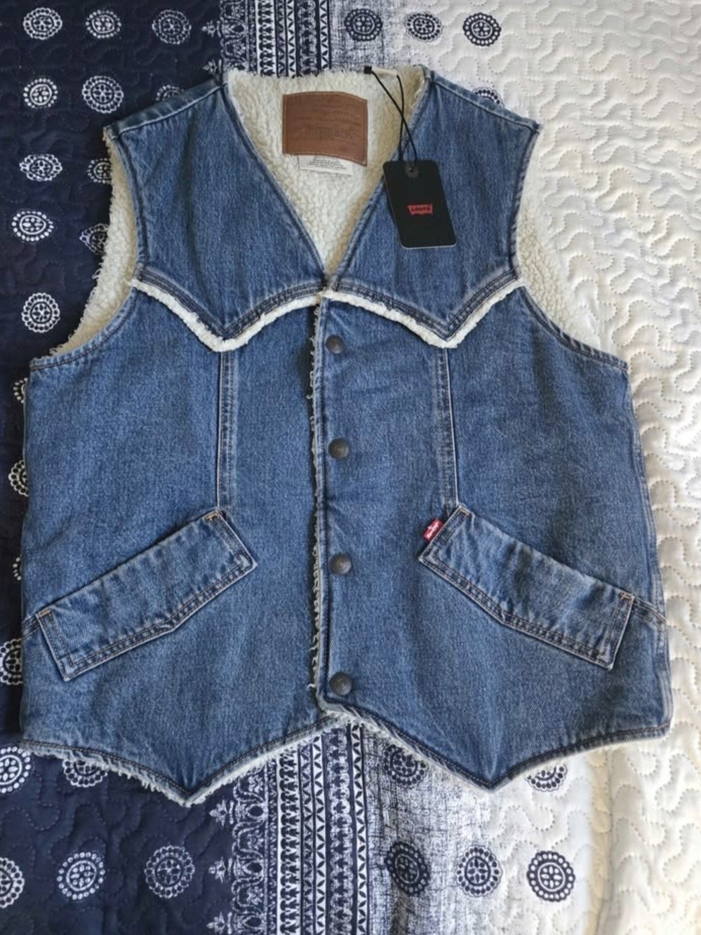 Levis Denim Vest With Sherpa Lining
